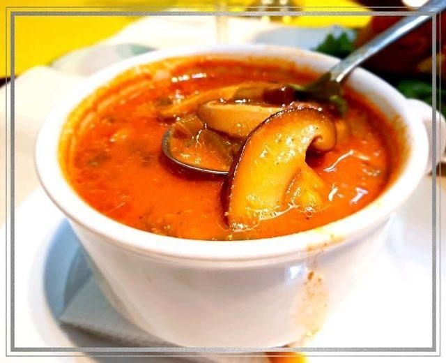 Мөөгтэй шөл 