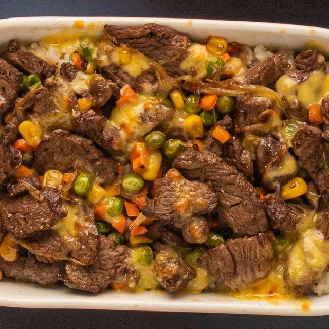 Терияки сүмстэй үхрийн махтай кассероли