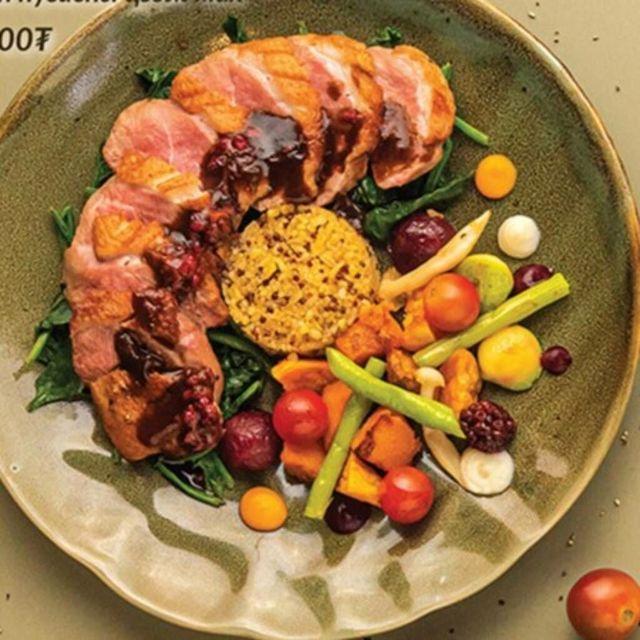 Утсан нугасны цээж мах