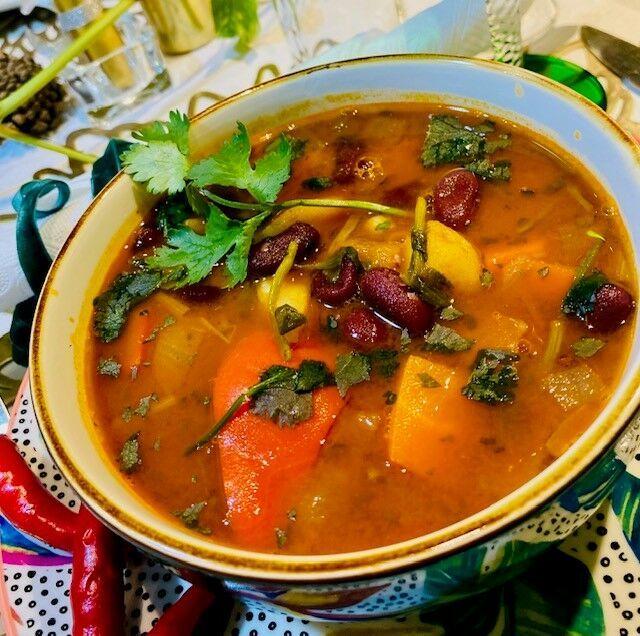 Унгар шоштой шөл