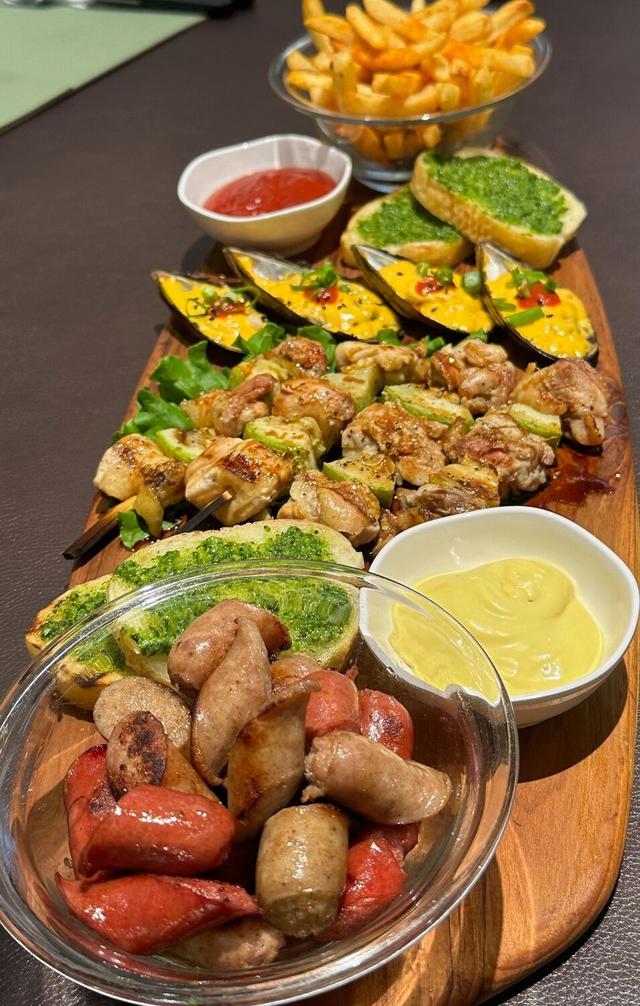Mixed appetizer