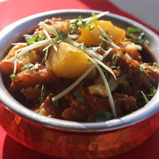 Aloo Gobhi adraki
