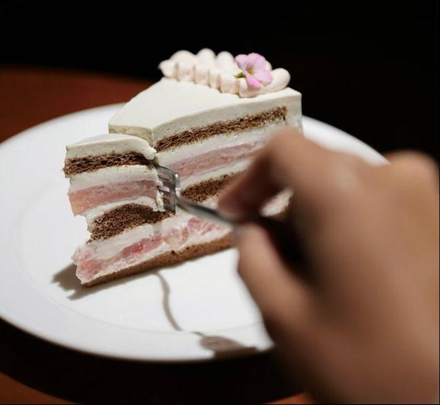 Peach Earl Grey Cake