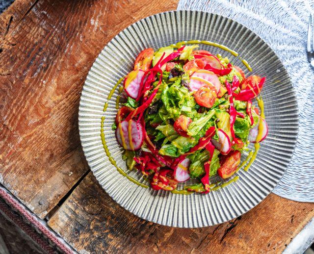 Шинэ ногооны салад