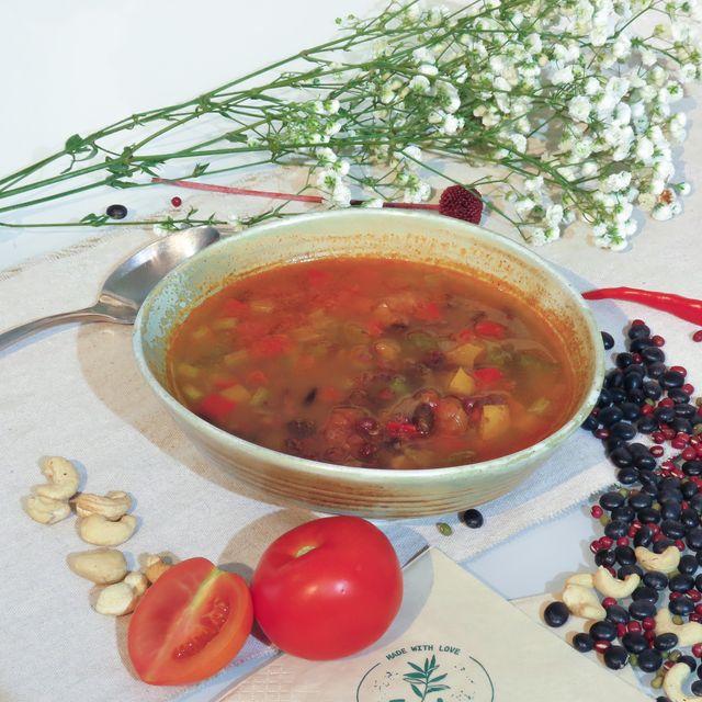 Protein pot bean soup